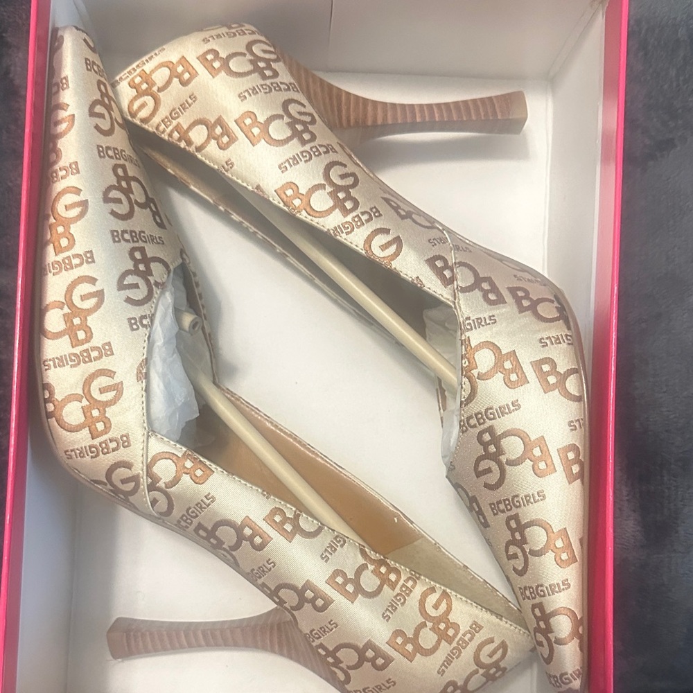 BCBGirls Cream and Tan Pumps